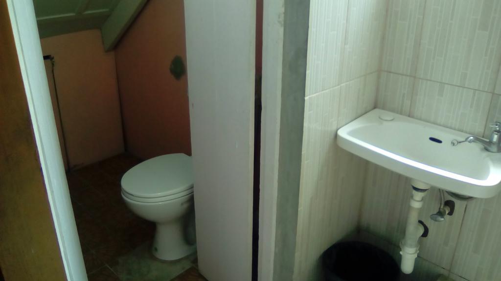 Robert'S Guest House 포트오브스페인 외부 사진